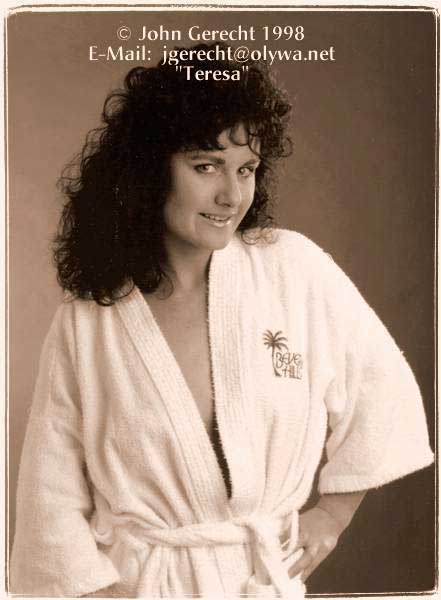Teresa in Robe